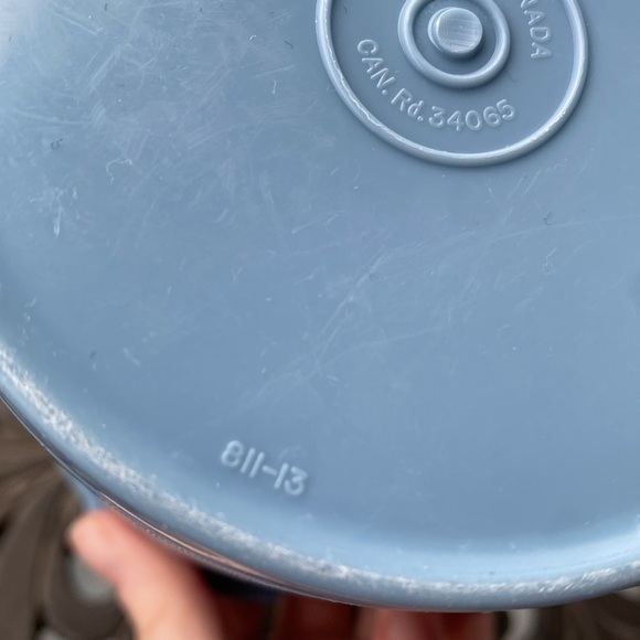 Tupperware - VTG  Servalier CANISTER #811-13 with lid - Picture 11 of 13